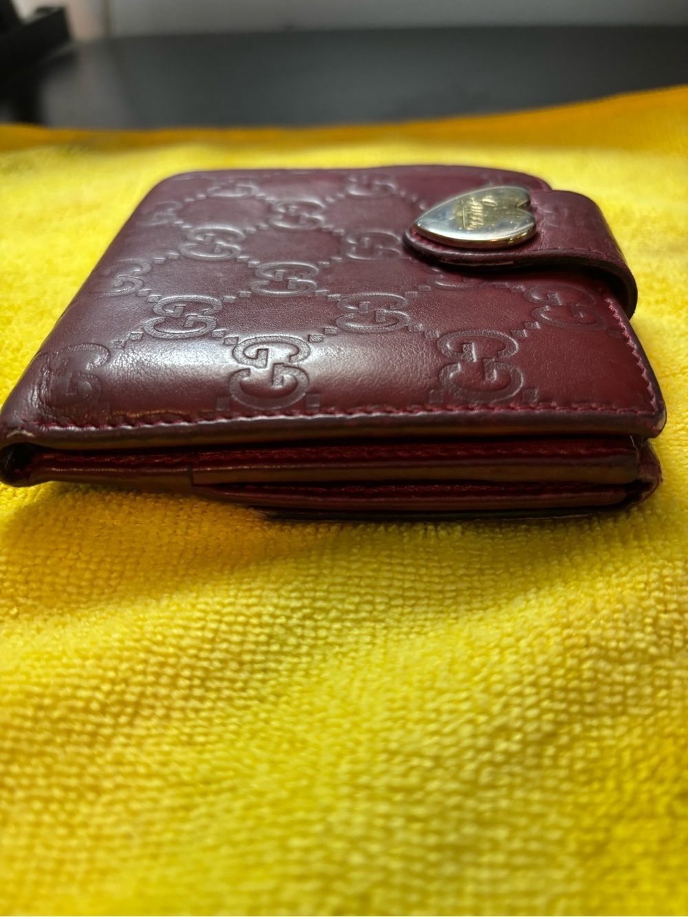 AUTHENTIC Gucci Metallic Guccissima Heart French Flap Wallet - Burgundy Red - Picture 3 of 13